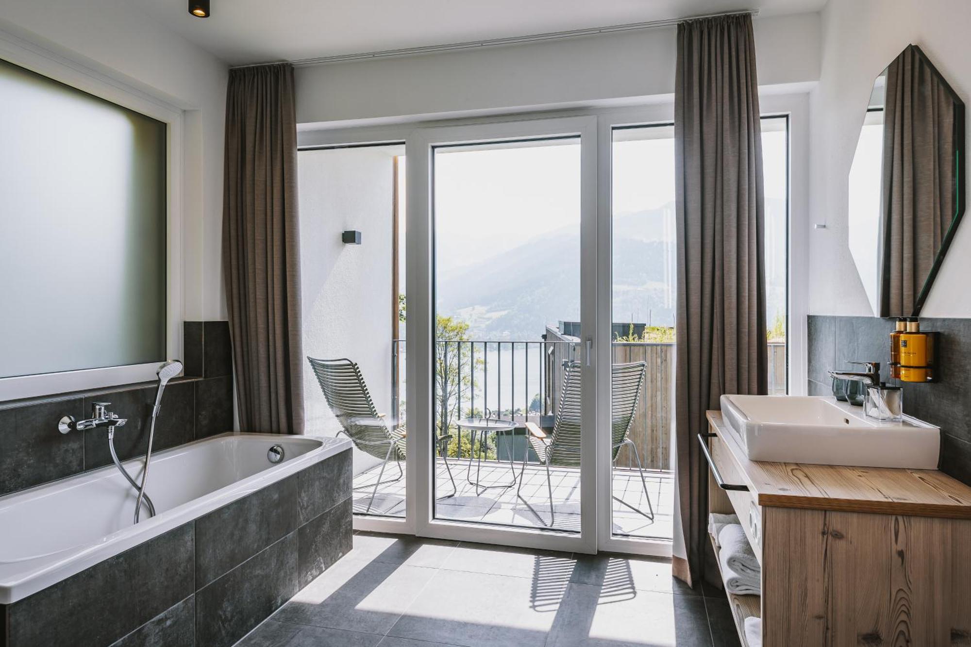 Aparthotel Nikolaus By Avenida Panoramic Wellness 4*